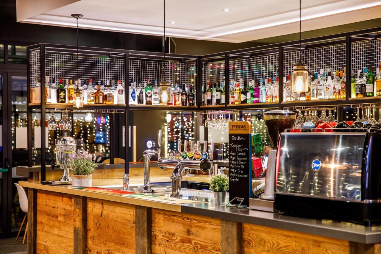 Ibis Bristol Centre Hotel Bagian luar foto