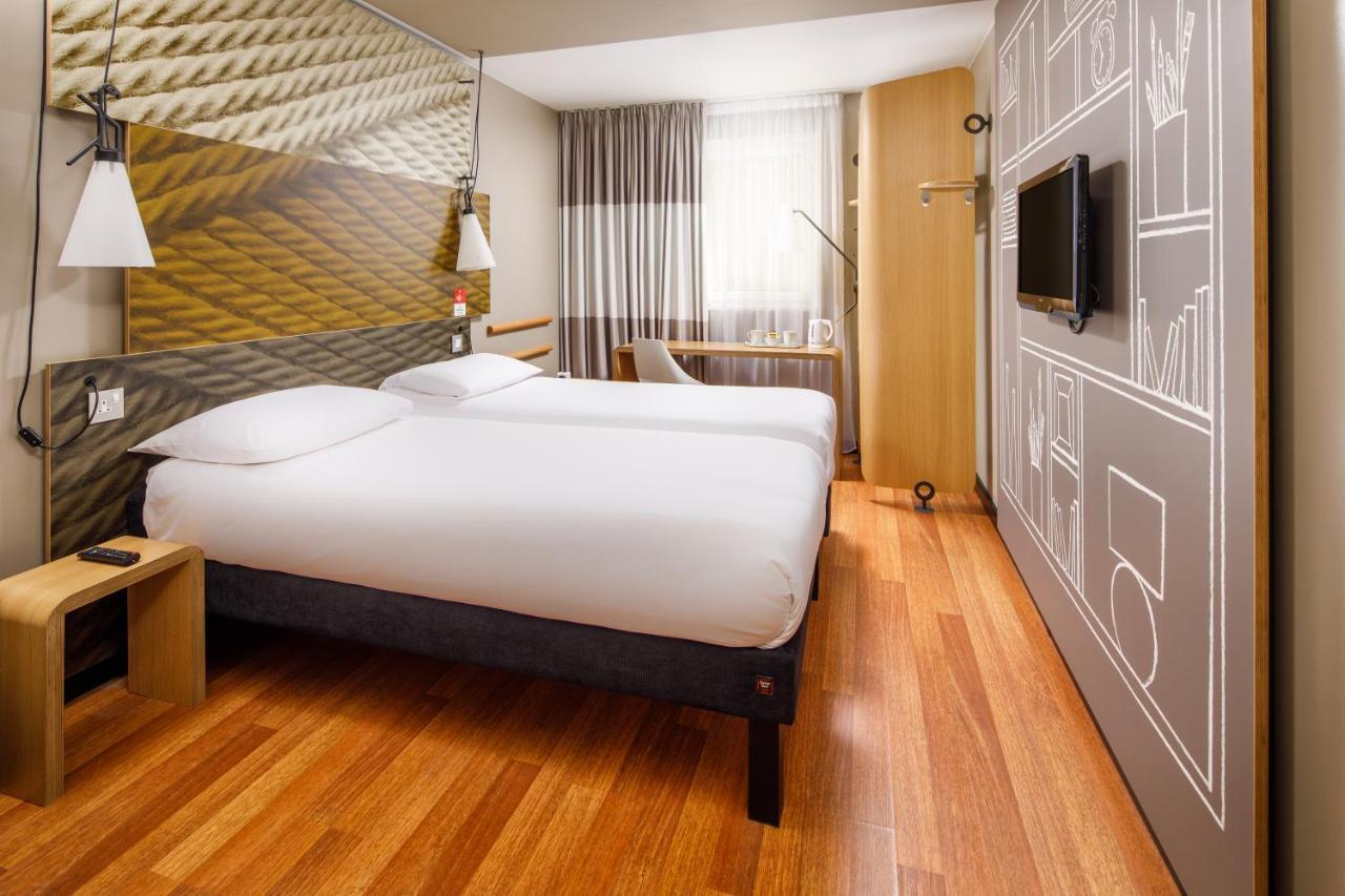 Ibis Bristol Centre Hotel Bagian luar foto