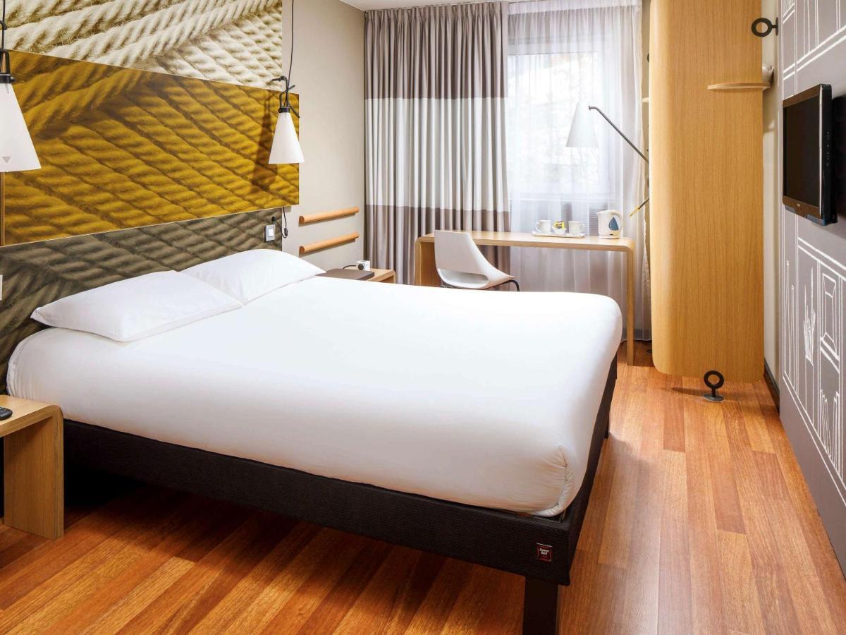 Ibis Bristol Centre Hotel Bagian luar foto