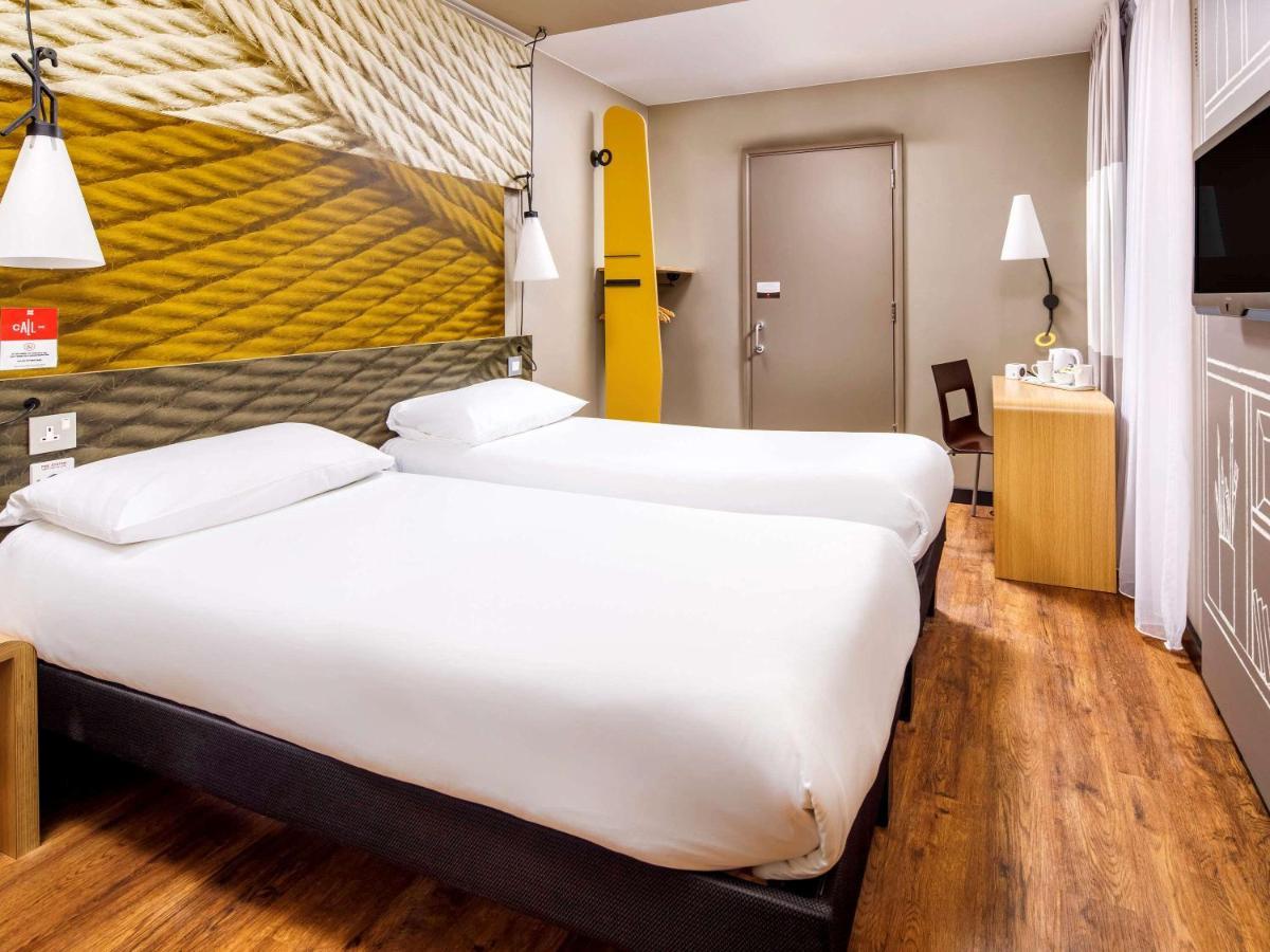 Ibis Bristol Centre Hotel Bagian luar foto